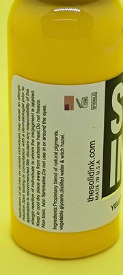Pigmento organico non tossico giallo luminoso del tatuaggio dell'inchiostro del tatuaggio di 120ML 260ML